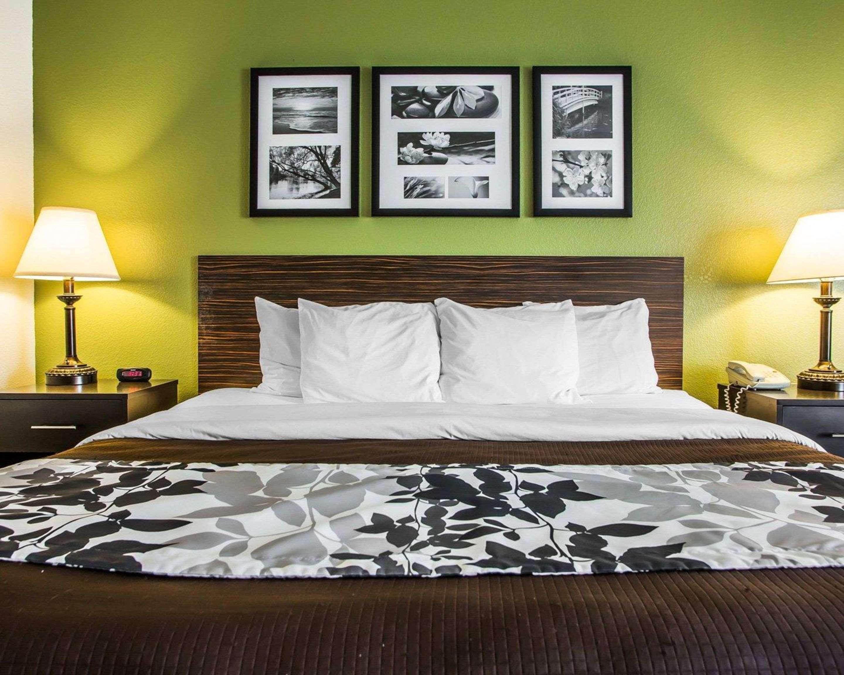 Sleep Inn & Suites Wisconsin Rapids Exterior photo